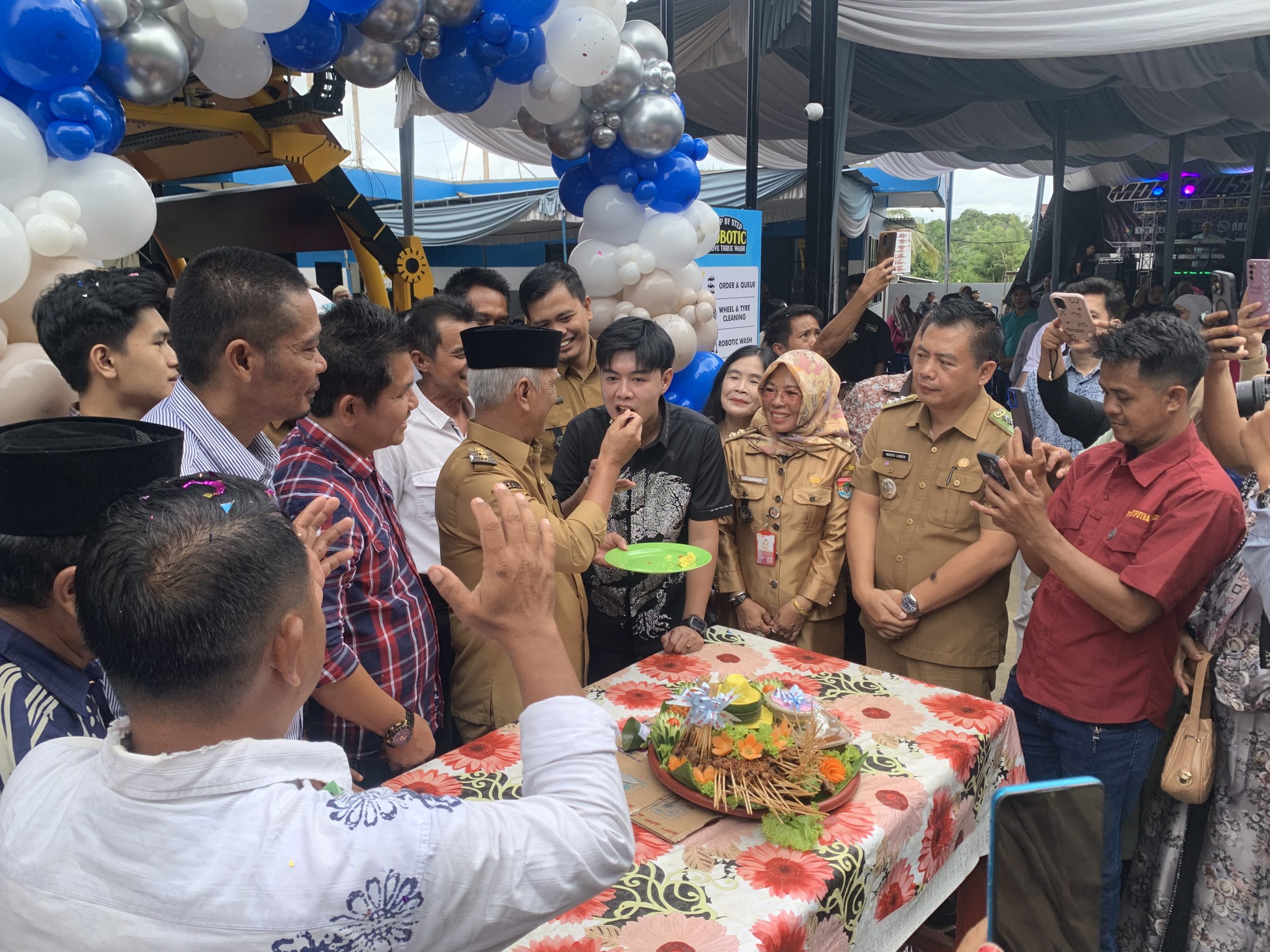 Pertama di MLM, Grand Opening Cucian Mobil Carwash Robotic Lucking 21